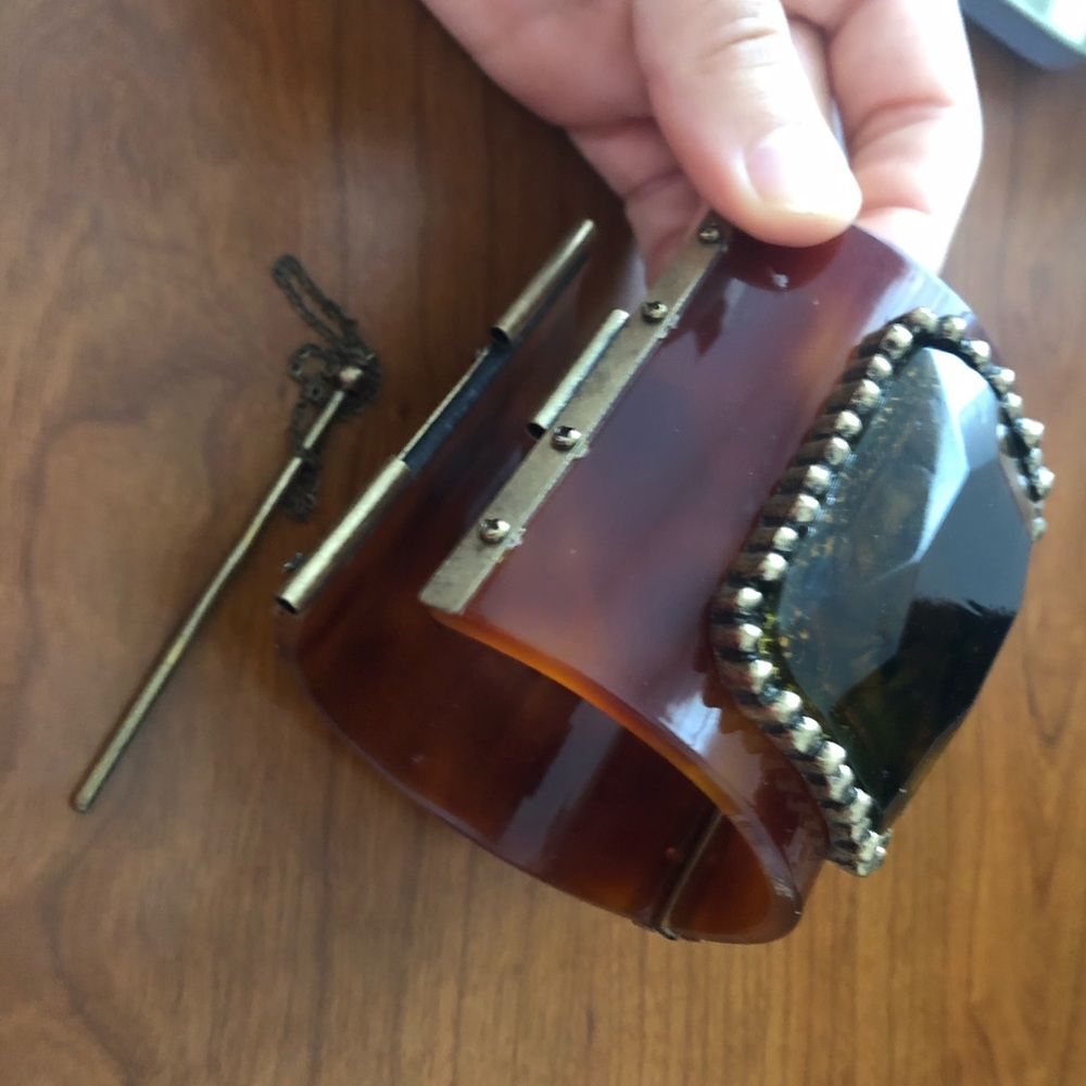 Bracelet - Picture 2 of 2